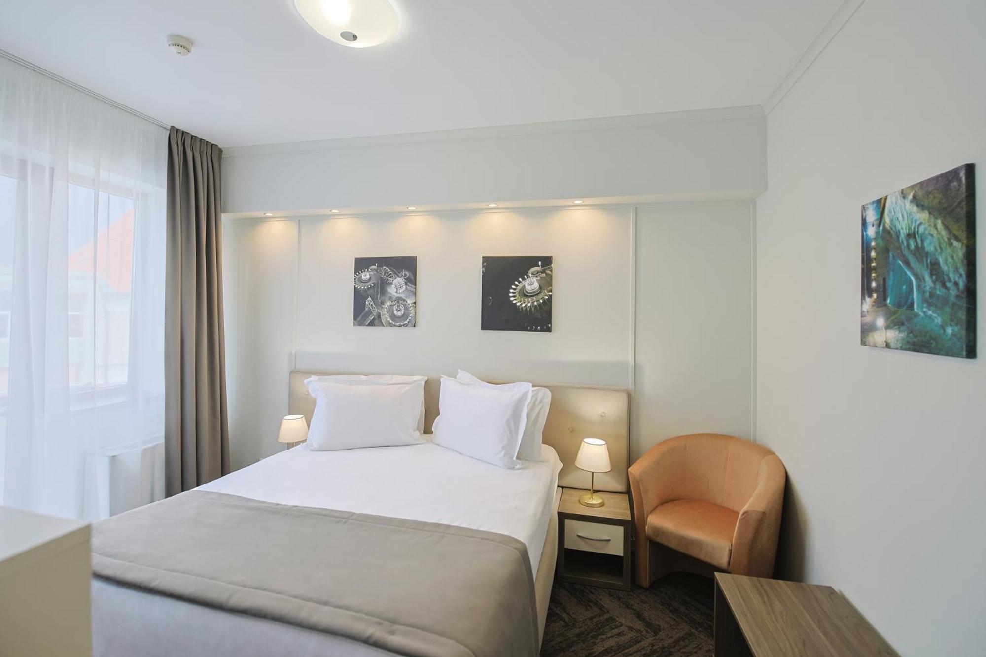 Potaissa Hotel توردا المظهر الخارجي الصورة